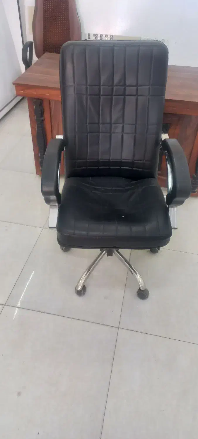 میز و صندلی ادارای وتجاری نو|دفتر کار|کرمانشاه, |دیوار