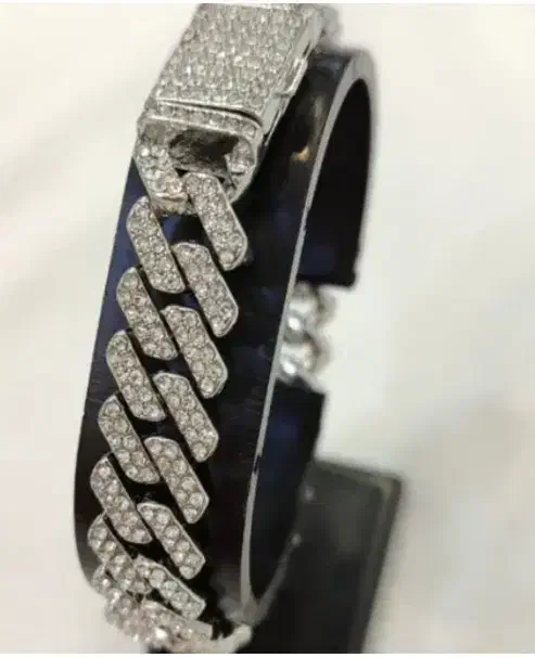 دستبند نونو 500|بدلیجات|پرند, فاز ۵|دیوار