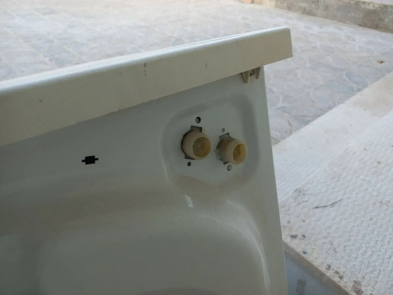 ماشین لباس شویی|ماشین لباسشویی و خشک‌کن لباس|ایوان, |دیوار