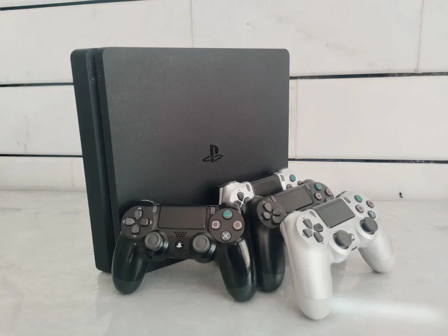کنسول پلستیشن 4 اسلیم ps4|کنسول، بازی ویدئویی و آنلاین|خمینیشهر, |دیوار