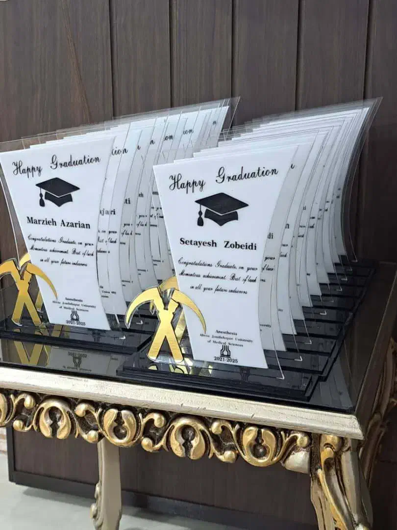 تندیس فارغ التحصیلی|مجسمه، تندیس، ماکت|تهران, هفت چنار|دیوار