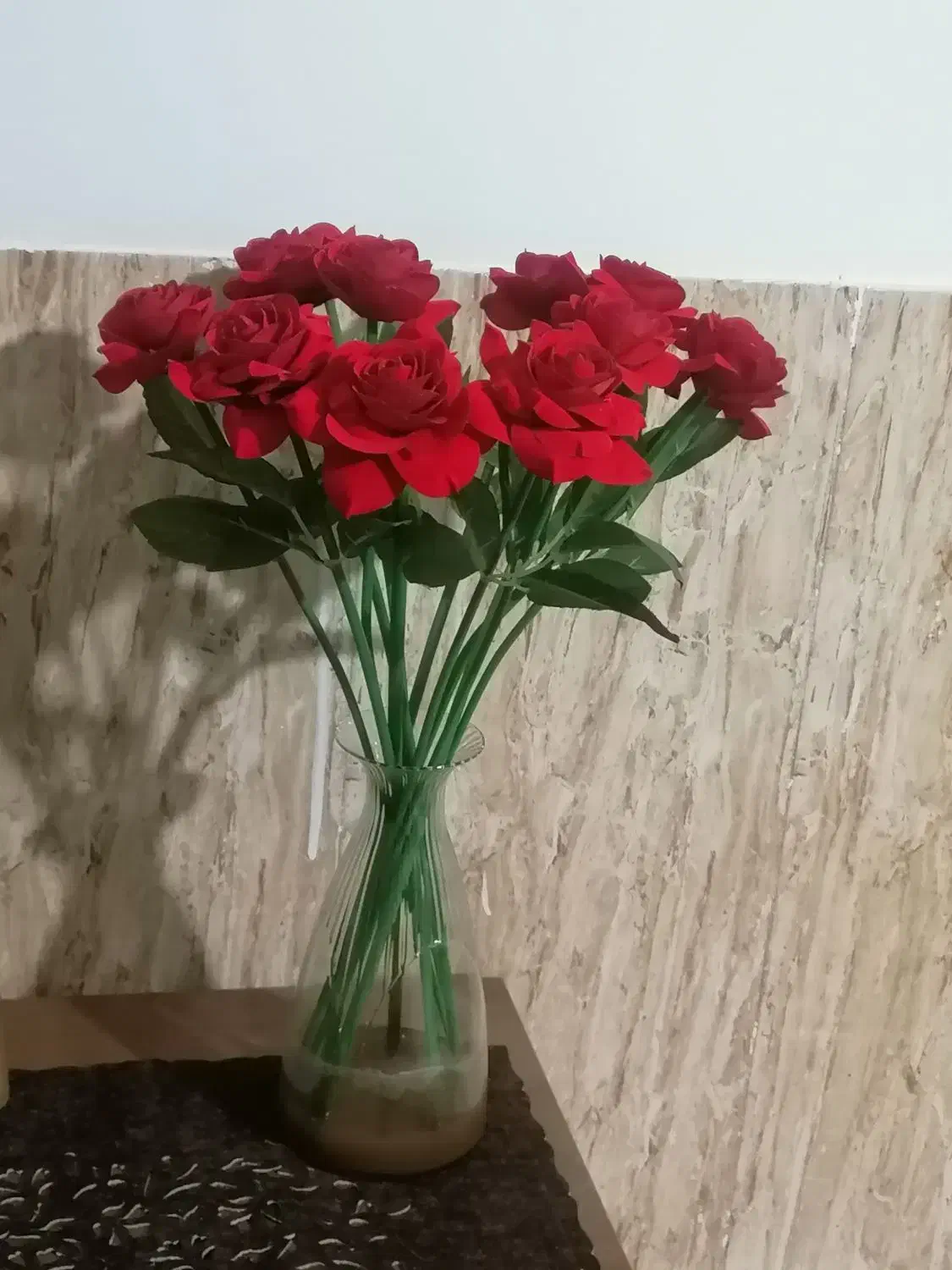 گل رز|گل مصنوعی|صدرا-فارس, فاز ۲|دیوار