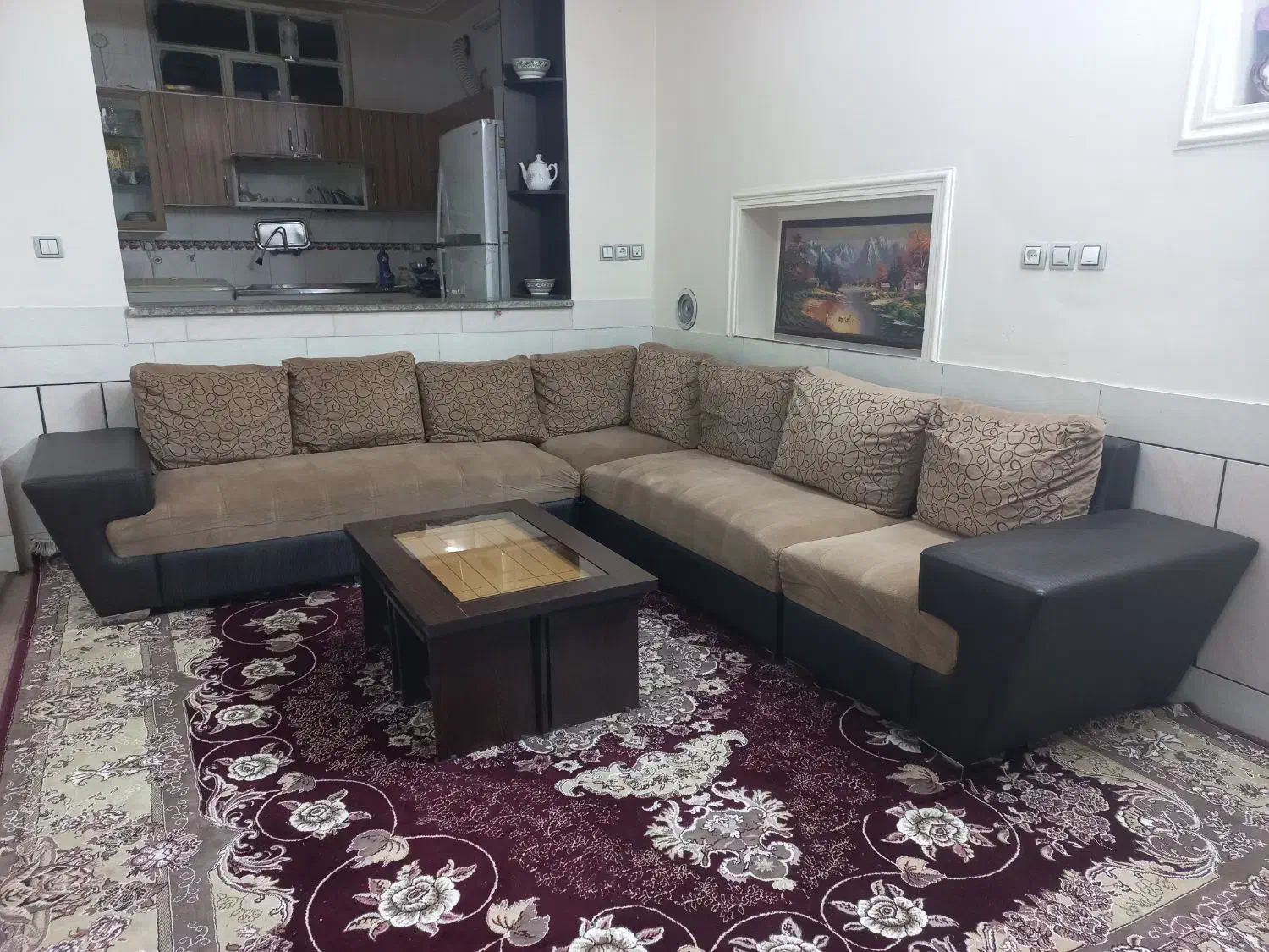 فروش فوری مبل L ال چرم مخمل/میز وگل میز فقط۱۳/۵۰۰ت|حراج|شیراز, تندگویان|دیوار