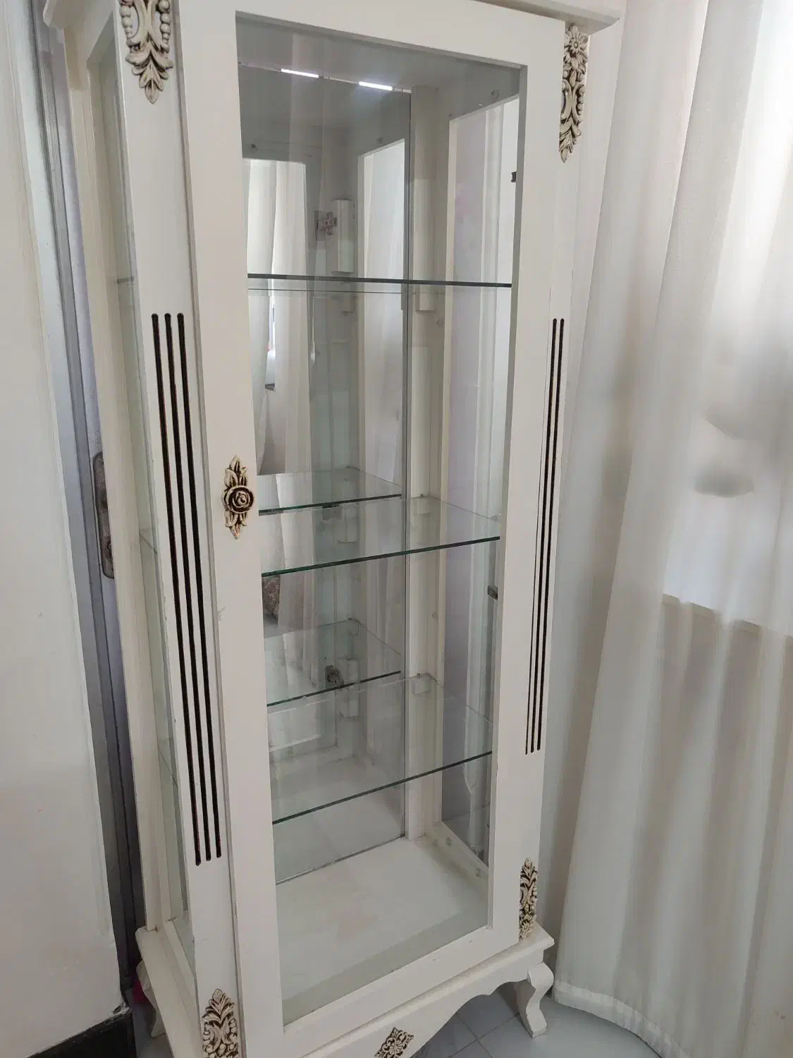 بوفه در حد نو|بوفه، ویترین، کنسول|گنبد کاووس, |دیوار