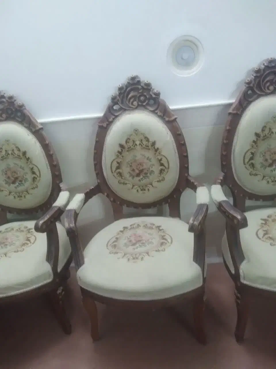 مبل 9 نفره|مبلمان خانگی و میز عسلی|قم, مهدیه|دیوار