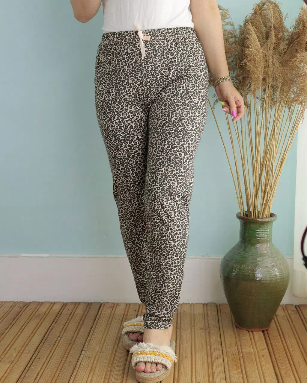 لباس|لباس|کرج, دهقان ویلا|دیوار