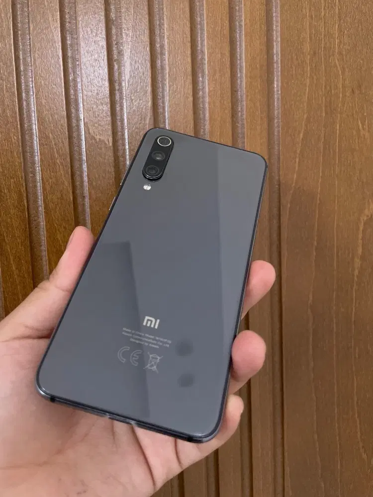 mi 9se 128|موبایل|مشهد, طبرسی شمالی|دیوار