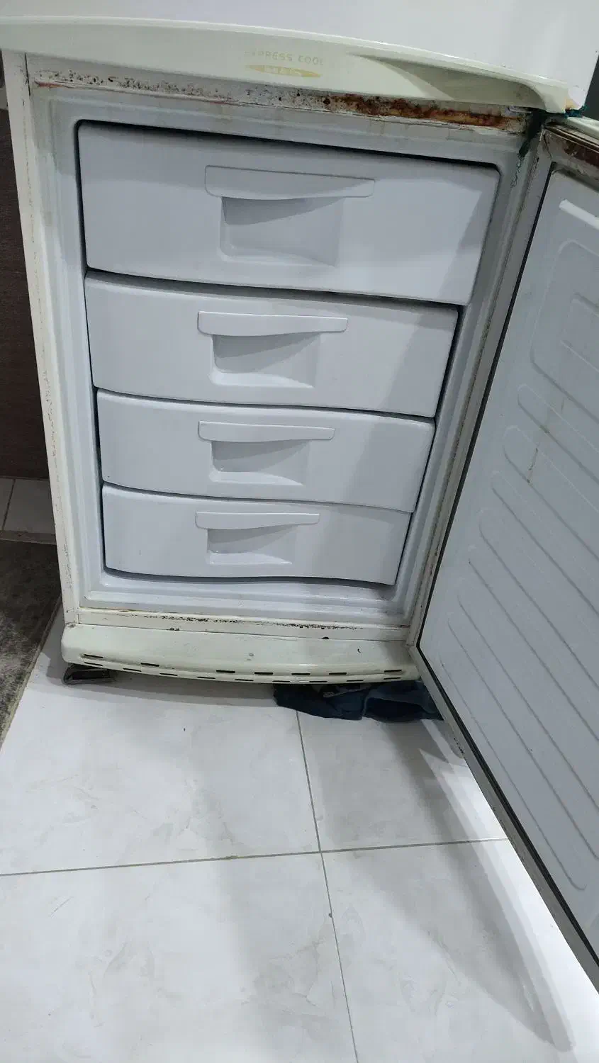 یخچال سونیا|یخچال و فریزر|رشت, بازار|دیوار