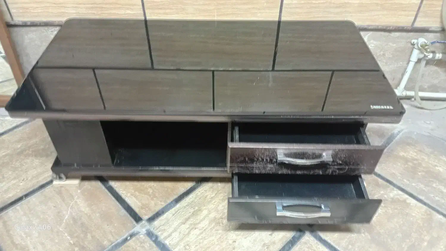 میزجلو مبلی مشکی|مبلمان خانگی و میز عسلی|رشت, شهرک شهید عباسپور|دیوار