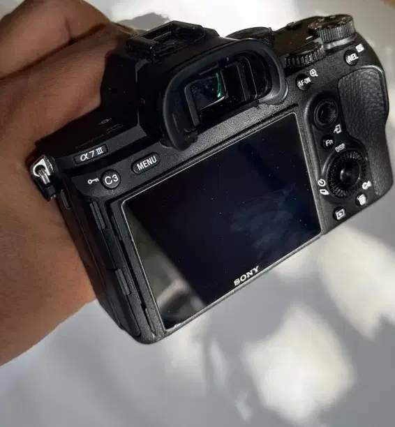 دوربین سونی A7iii با لنز 24-70 زایس|دوربین عکاسی و فیلمبرداری|کرمان, |دیوار