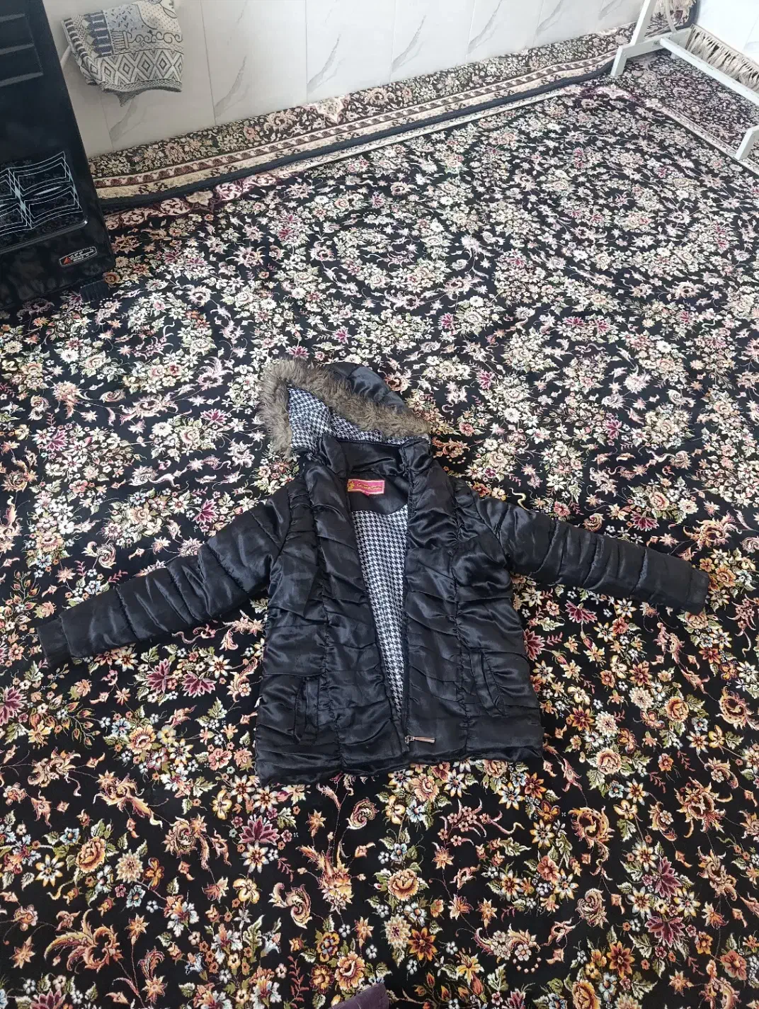 کت وپالتو|لباس|جوانرود, |دیوار