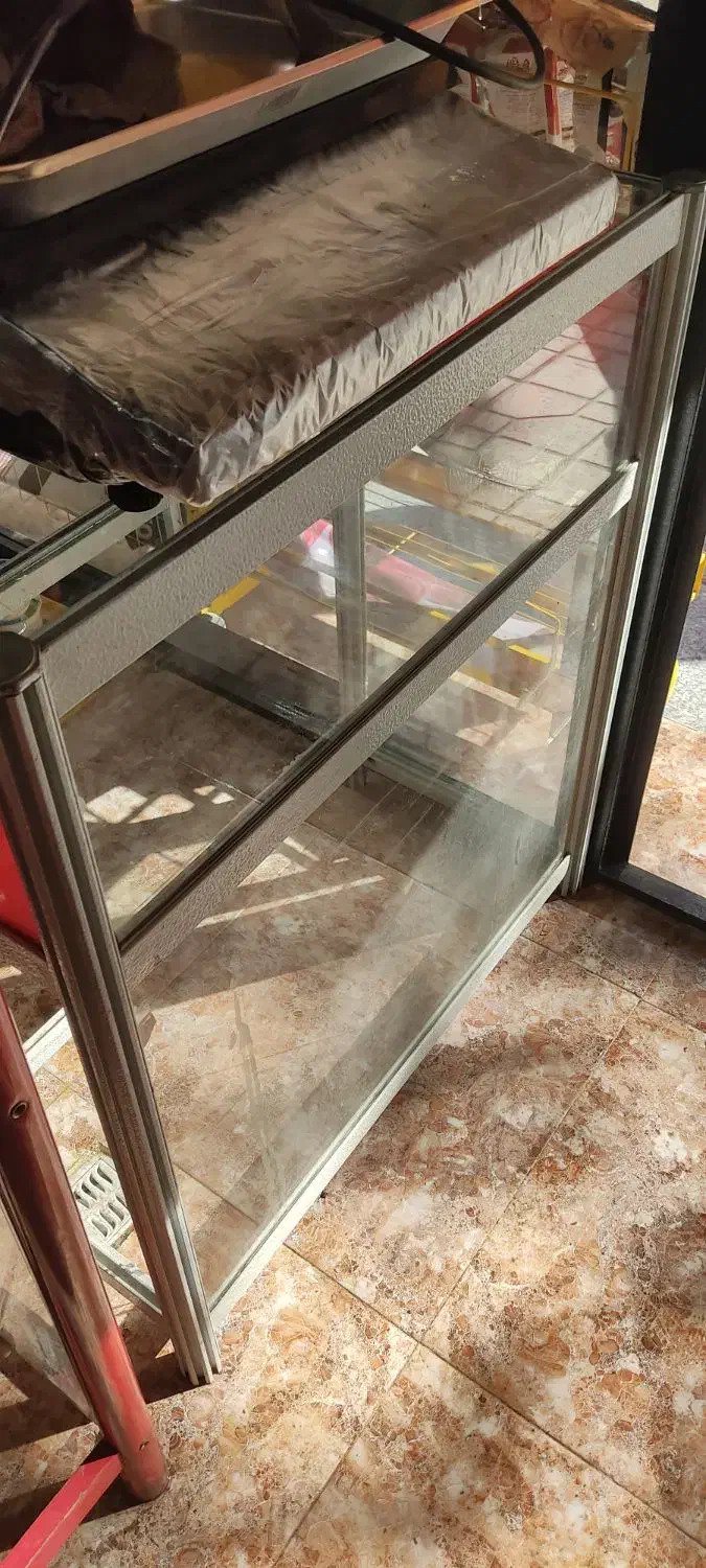 ویترین مغازه|فروشگاه و مغازه|کرمانشاه, |دیوار