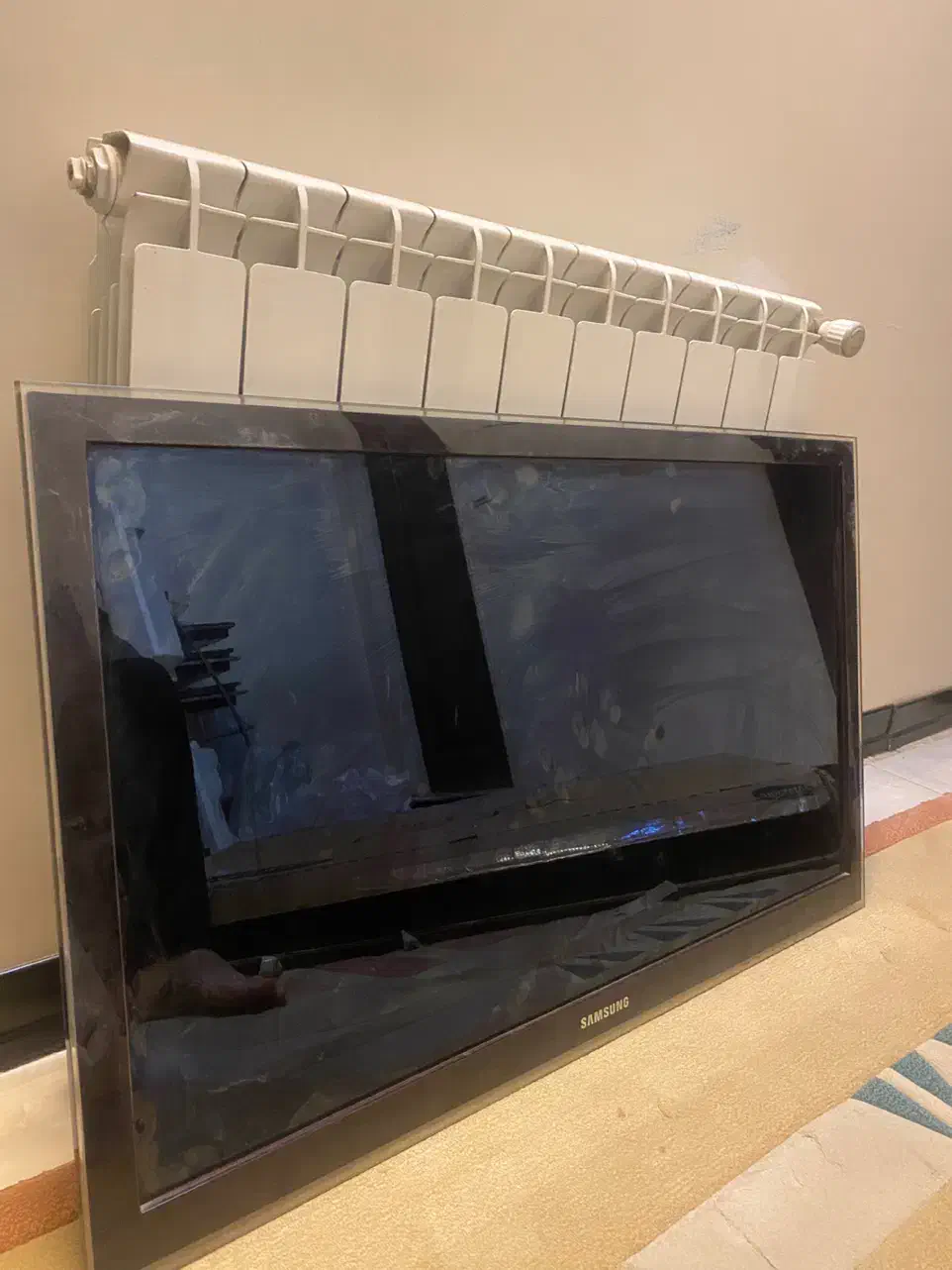 تلویزیون ال ای دی ۴۰ سامسونگ|تلویزیون و پروژکتور|تهران, ارجمندی راد|دیوار