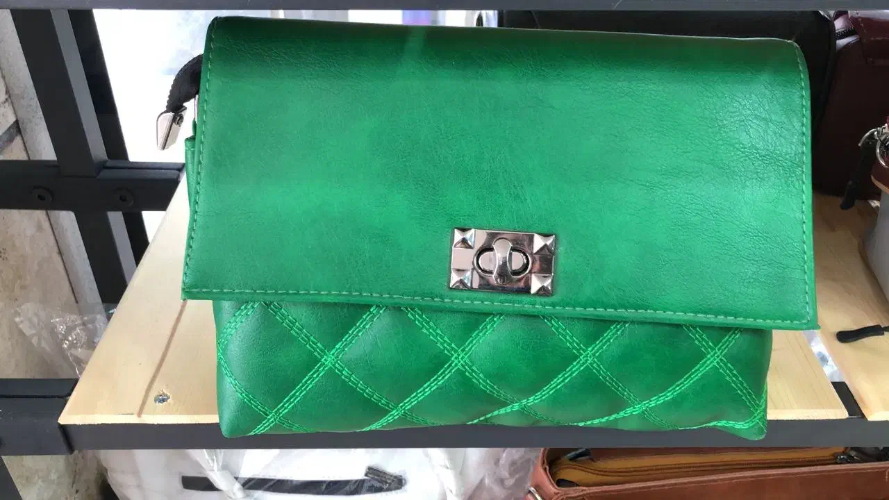 کف زنانه عمده|کیف، کفش، کمربند|مشکین‌دشت, |دیوار