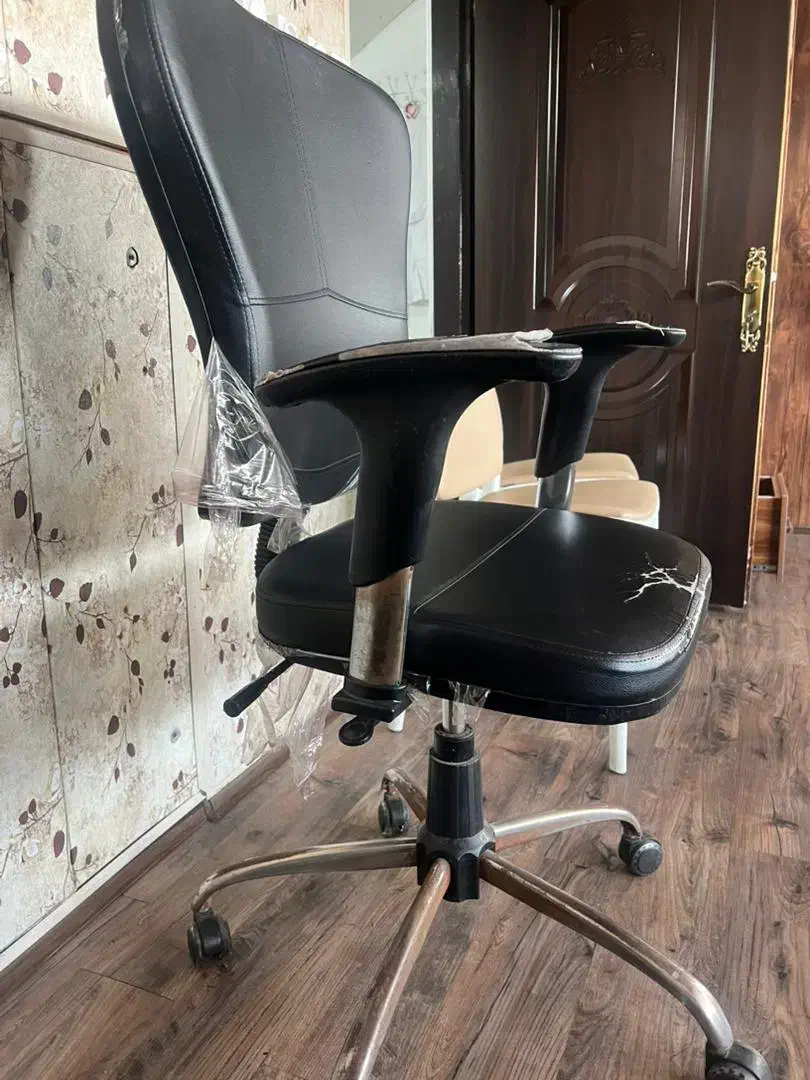 صندلی چرخ دار|صندلی و نیمکت|لنگرود, |دیوار