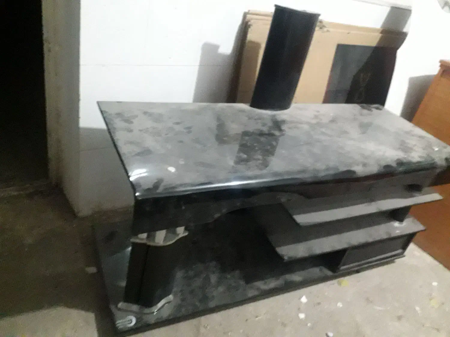 میز تلویزیون و میز چرخ خیاطی|میز تلویزیون|نیشابور, امام|دیوار