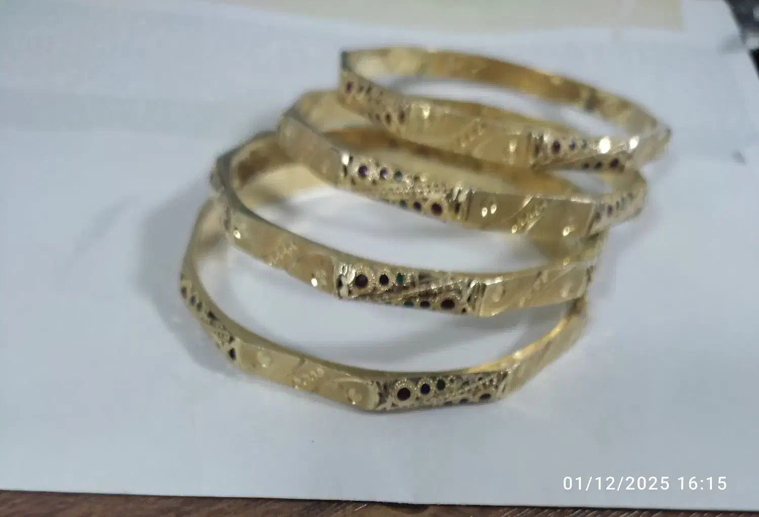 النگو طلای یزد|جواهرات|شیراز, آزادی|دیوار