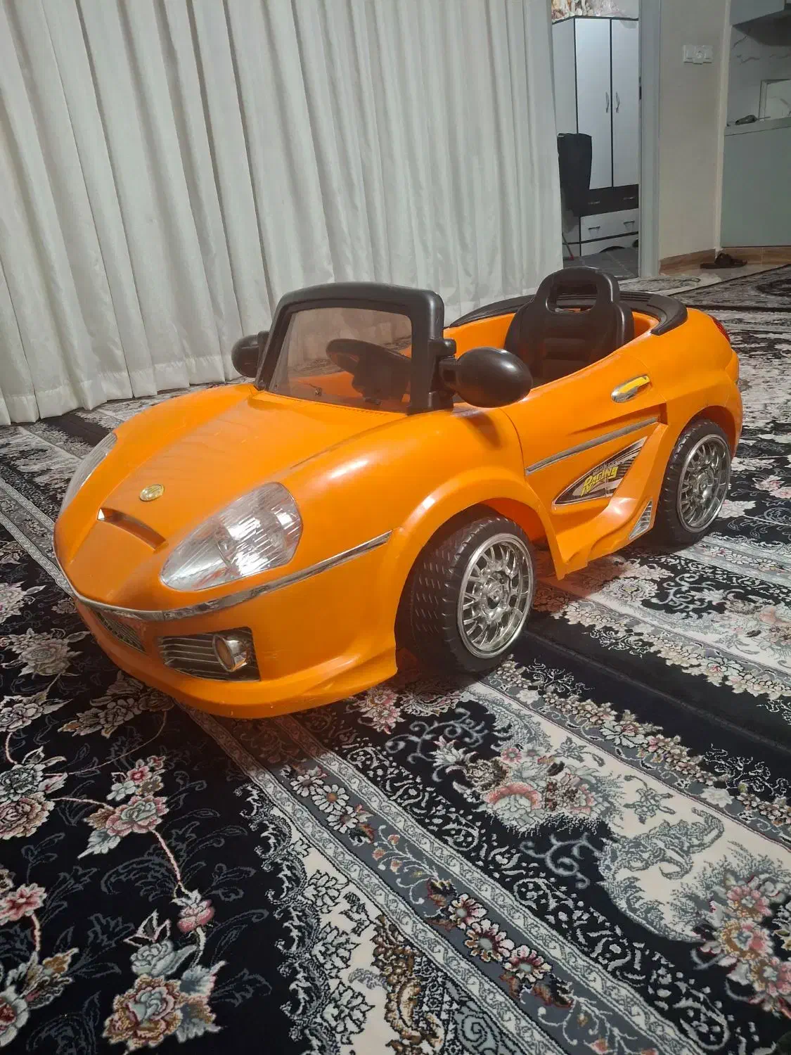 ماشین شارژی|اسباب و اثاث بچه|رباطکریم, رباطکریم|دیوار