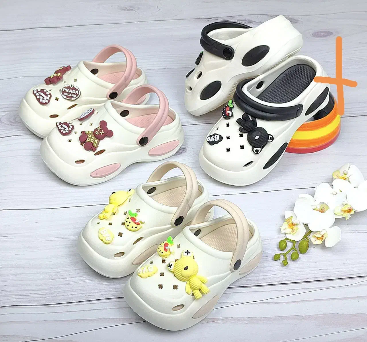 دمپایی عمده و تکی|کیف، کفش، کمربند|برازجان, |دیوار