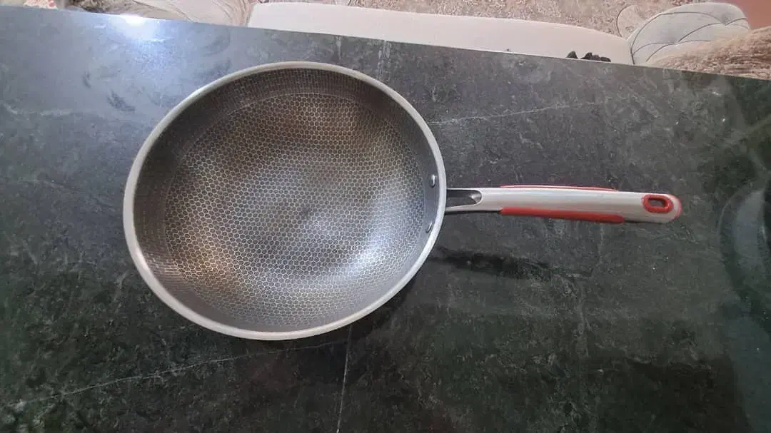 مای تابه  نو|ظروف پختوپز|شیراز, کوشک میدان|دیوار