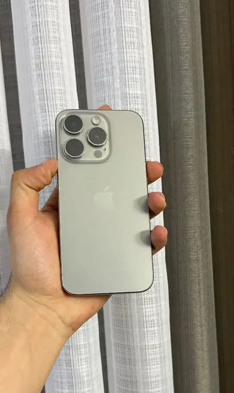 iphone 15 pro|موبایل|سمنان, |دیوار