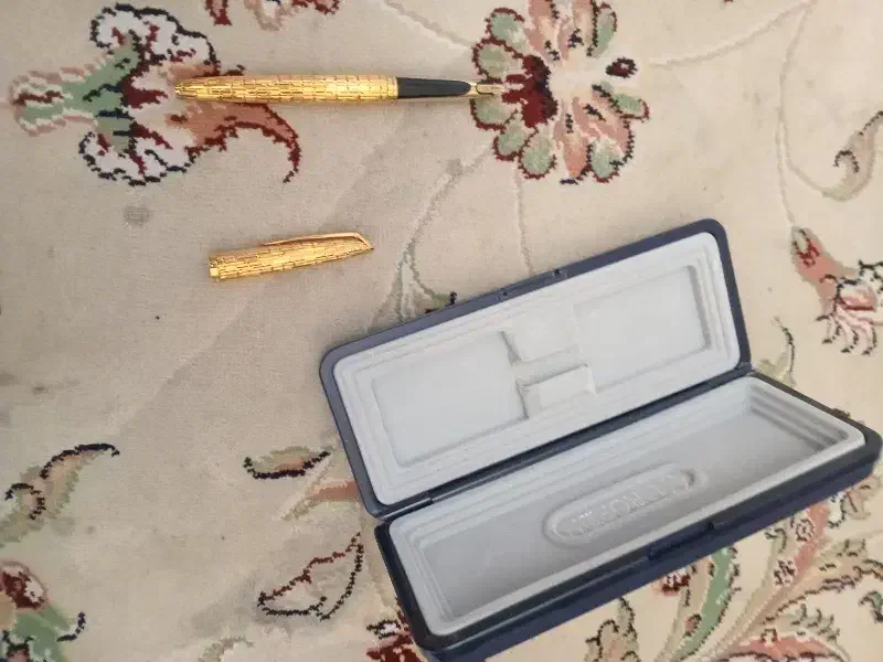 فروش خودنویس قدیمی نوک طلای ۱۸ عیار ورنگ طلایی|کلکسیون اشیاء عتیقه|پردیس, فاز ۱۱|دیوار