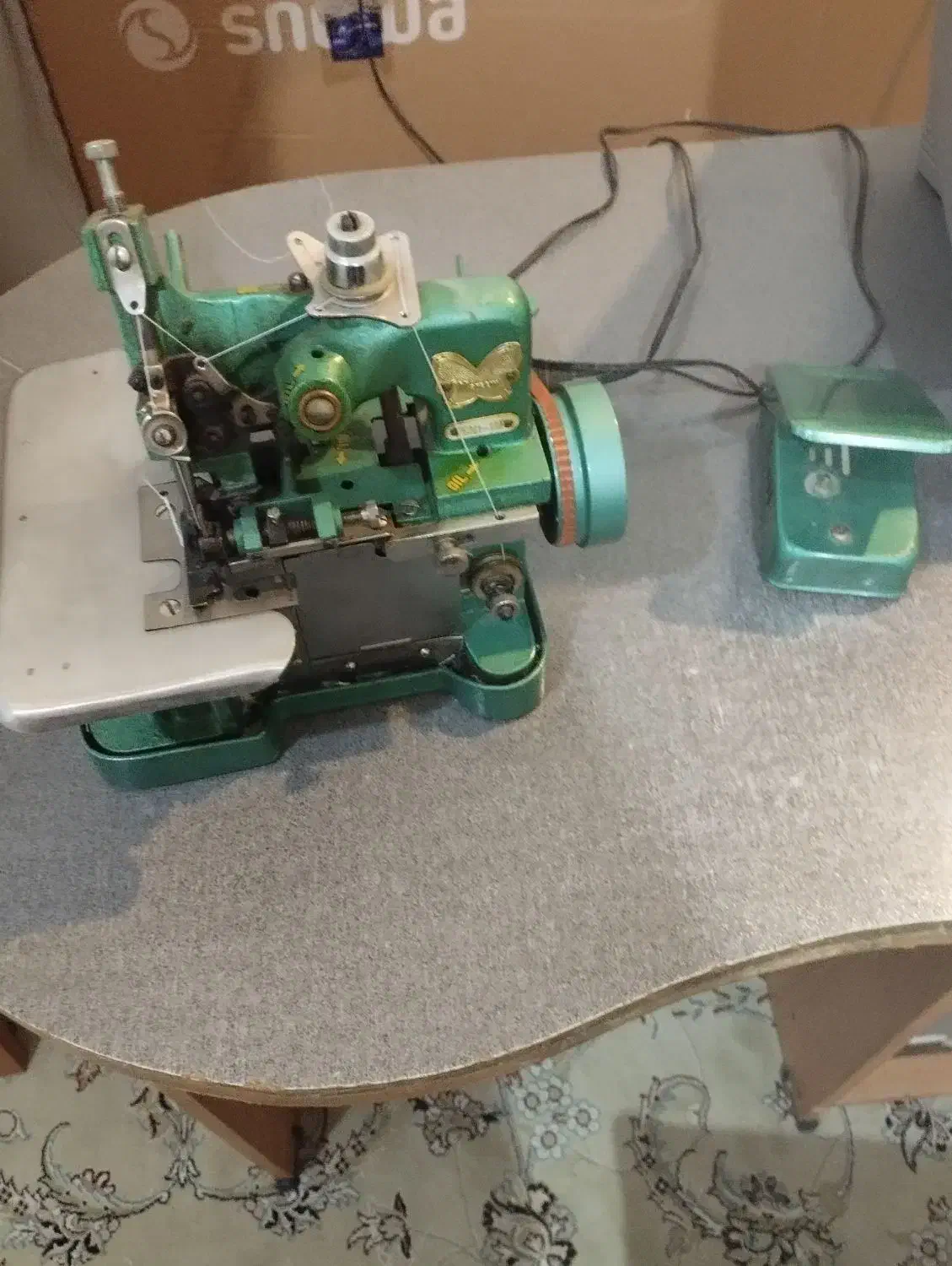 سردوز پروانه ای چرخ خیاطی قدیمی|چرخ خیاطی و ریسندگی|کرج, دهقان ویلا|دیوار