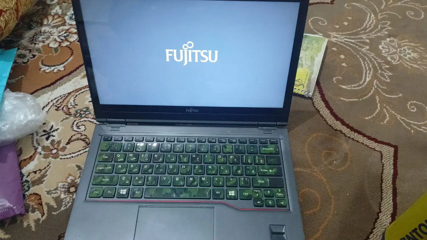 لب تاب|رایانه همراه|شیراز, جرسقان|دیوار