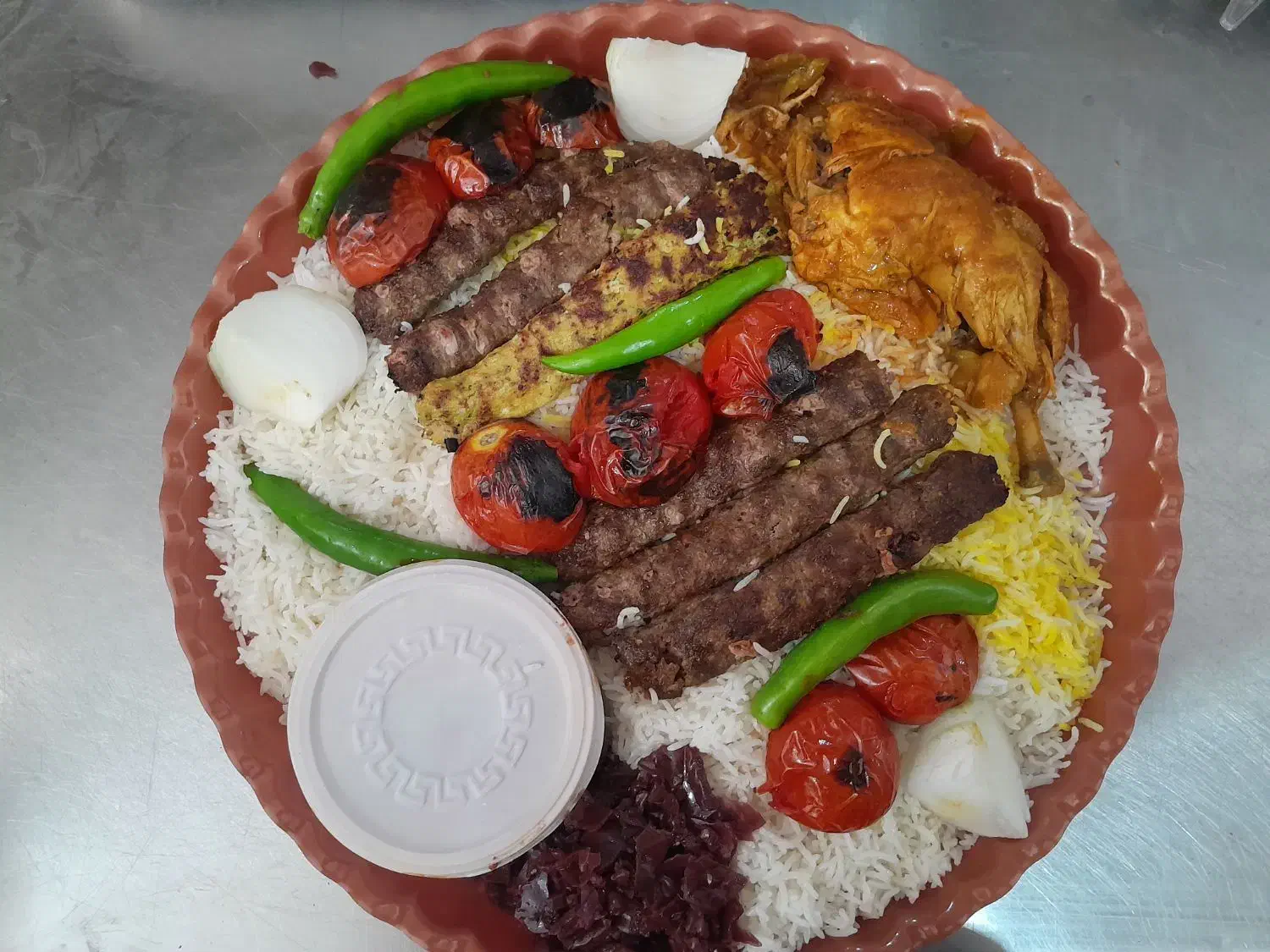 سفارش غذامراسم عروسی وفاتحه خونی پذیرفته میشود|خوردنی و آشامیدنی|اهواز, دغاغله|دیوار