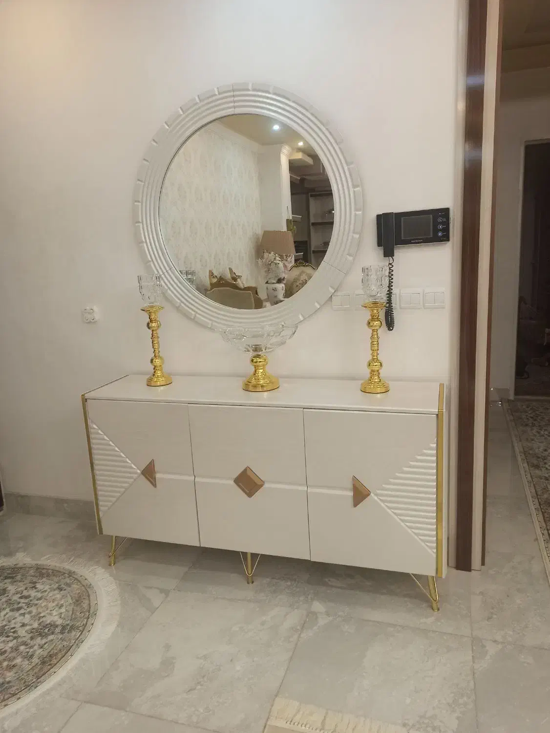 آینه کنسول و میز تیوی|بوفه، ویترین، کنسول|ارومیه, |دیوار