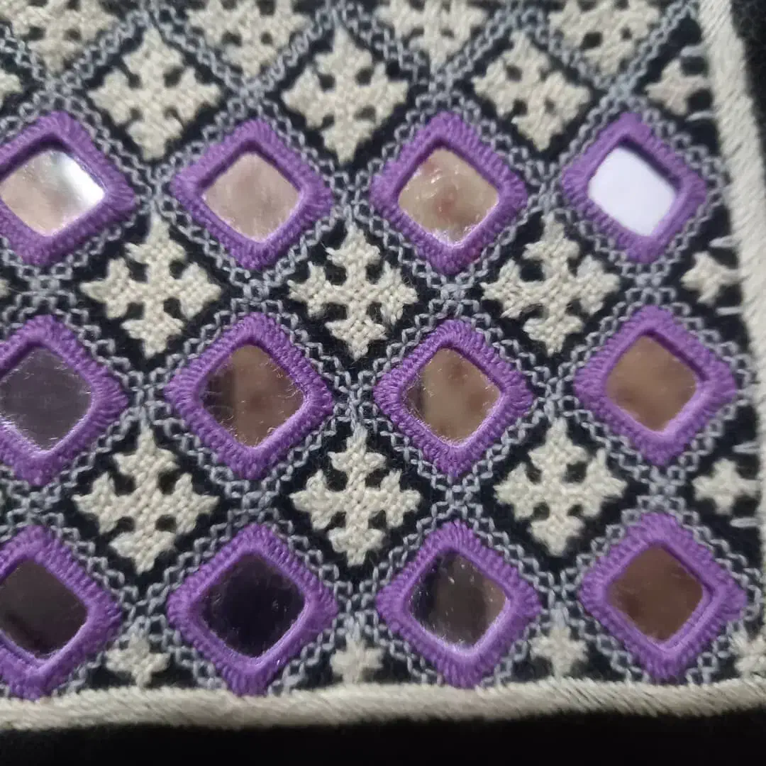 دوزنده|لباس|زابل, |دیوار