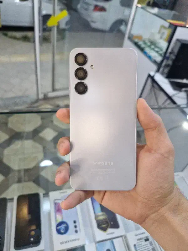 A16 128 gig ram6|موبایل|میبد, |دیوار