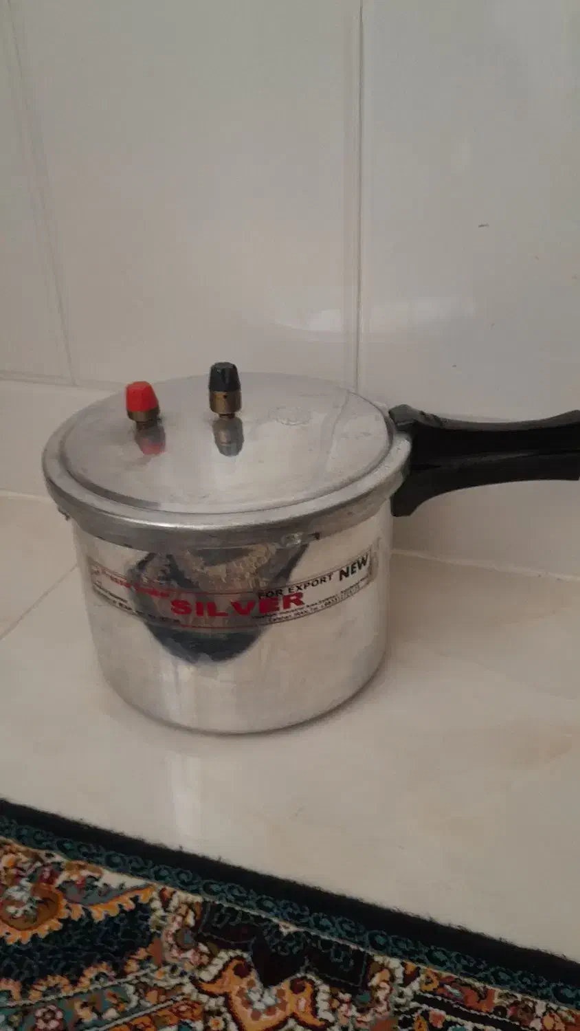 زودپز نونو|ظروف پخت‌وپز|قم, علی آباد سعدگان|دیوار