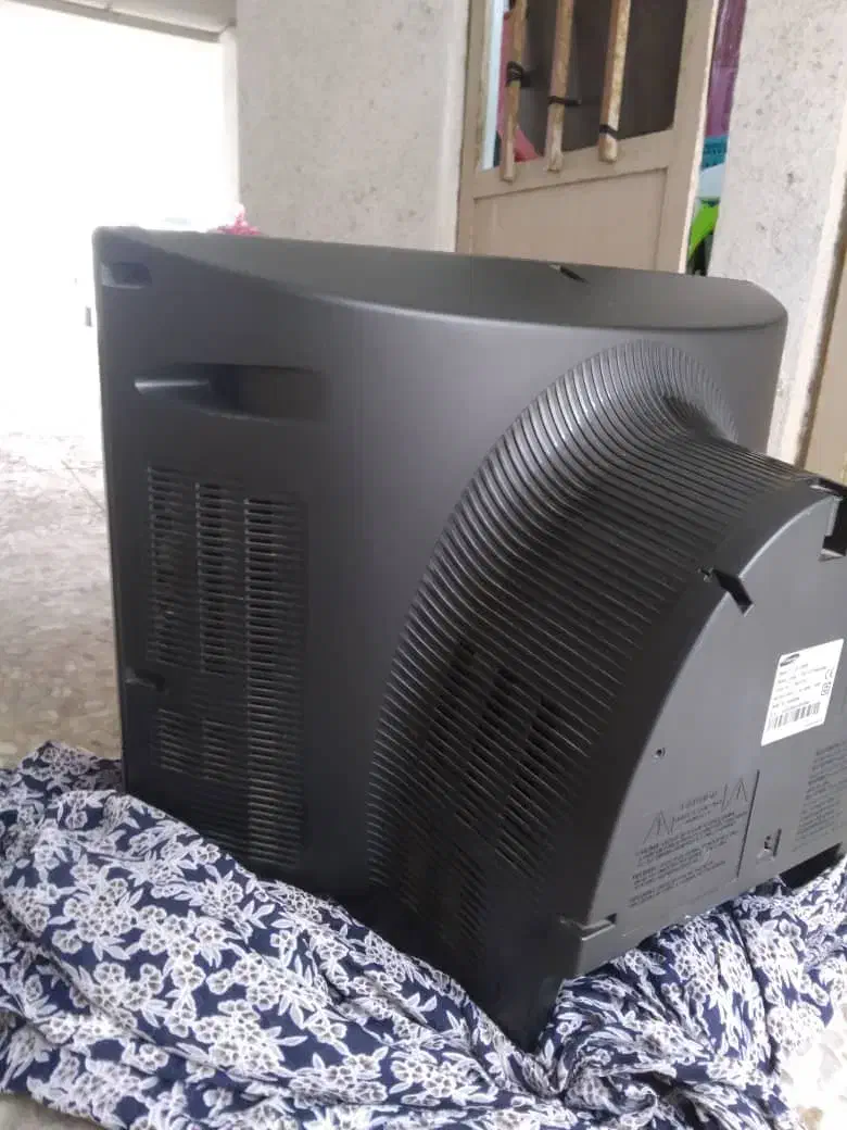 تلویزیون21اینچ سامسونگ|تلویزیون و پروژکتور|رشت, دیانتی|دیوار