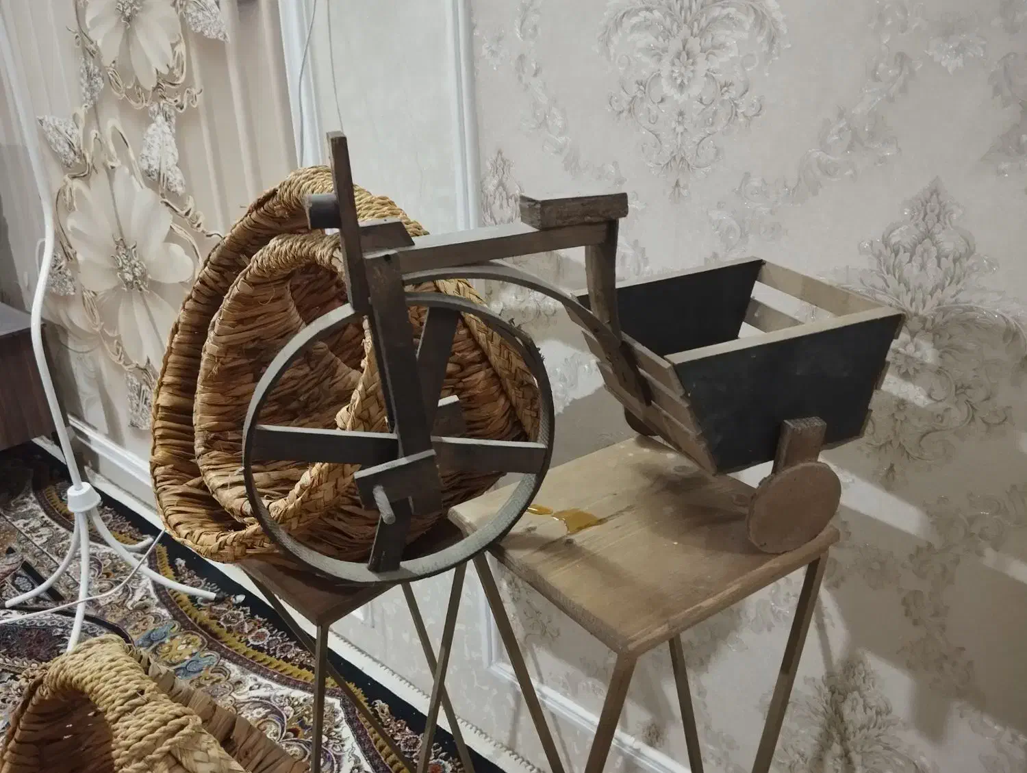 سبد حصیری،ساعت،تلفن،پاسماوری|ساعت دیواری و تزئینی|مشهد, وحید|دیوار