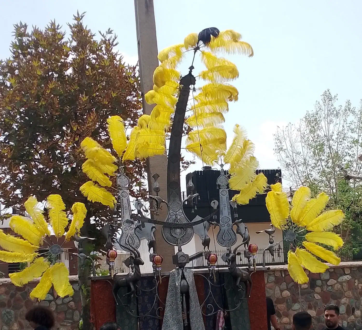 علامت ۳تیغ چوب بلند چکشی پای معامله کمتر میدم|کلکسیون اشیاء عتیقه|فشم, |دیوار