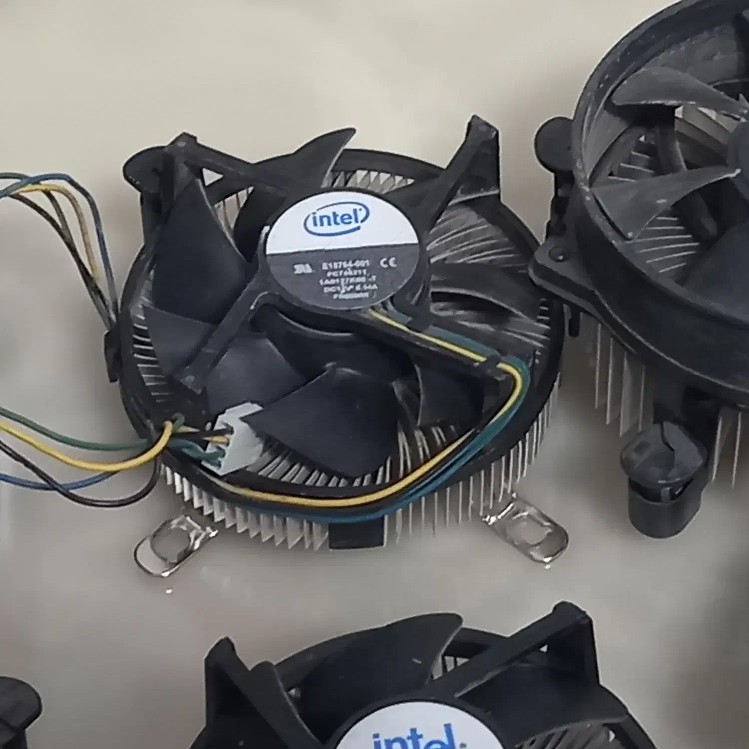 فن پرازنده|قطعات و لوازم جانبی رایانه|مهاباد (آذربایجان غربی), |دیوار