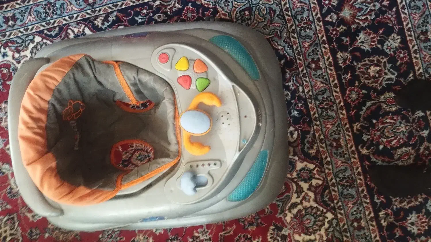 روروک کودک|کالسکه و لوازم جانبی|اصفهان, کوی راه حق|دیوار