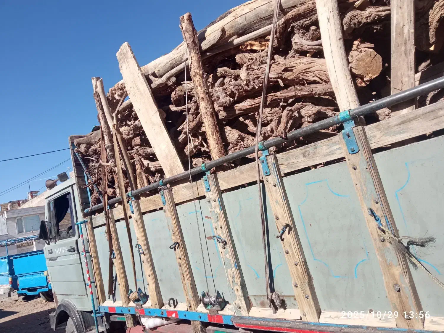 خرید چوب ضایعات|خدمات باغبانی و درختکاری|خرمدره, |دیوار