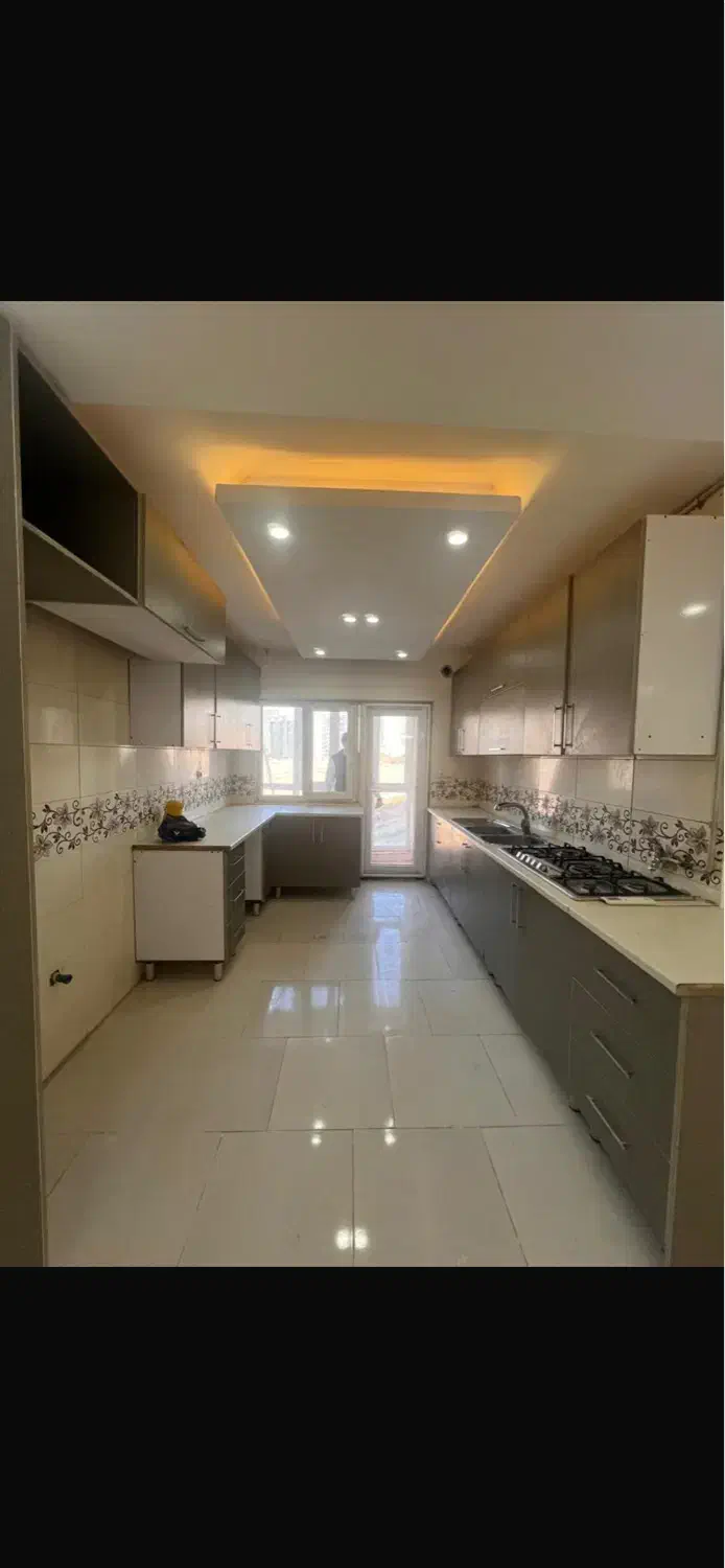 واحد ۹۰متری درقلب شهر|فروش آپارتمان|هشتگرد, شهرک ریحانه|دیوار