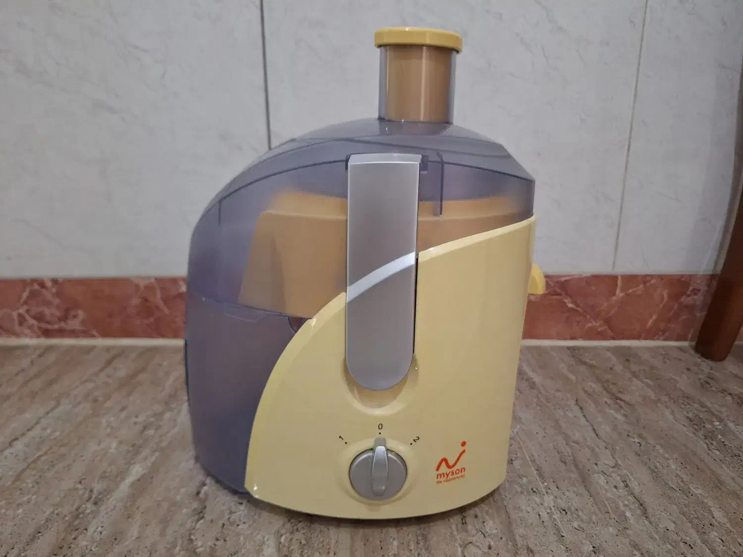 آبمیوه گیری مایسان|آبمیوه‌گیر و آب‌مرکبات‌گیر|کرمانشاه, |دیوار