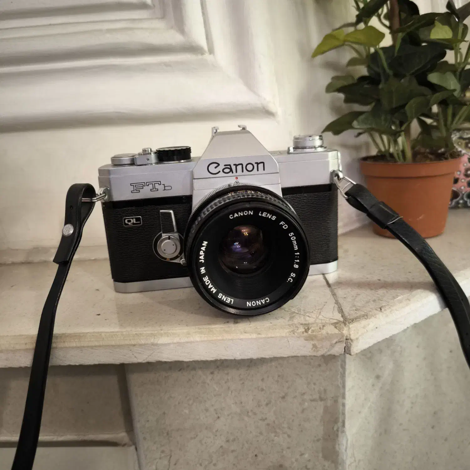 دوربین عکاسی آنالوگ Canon FTb|دوربین عکاسی و فیلم‌برداری|رشت, بلوار گیلان|دیوار