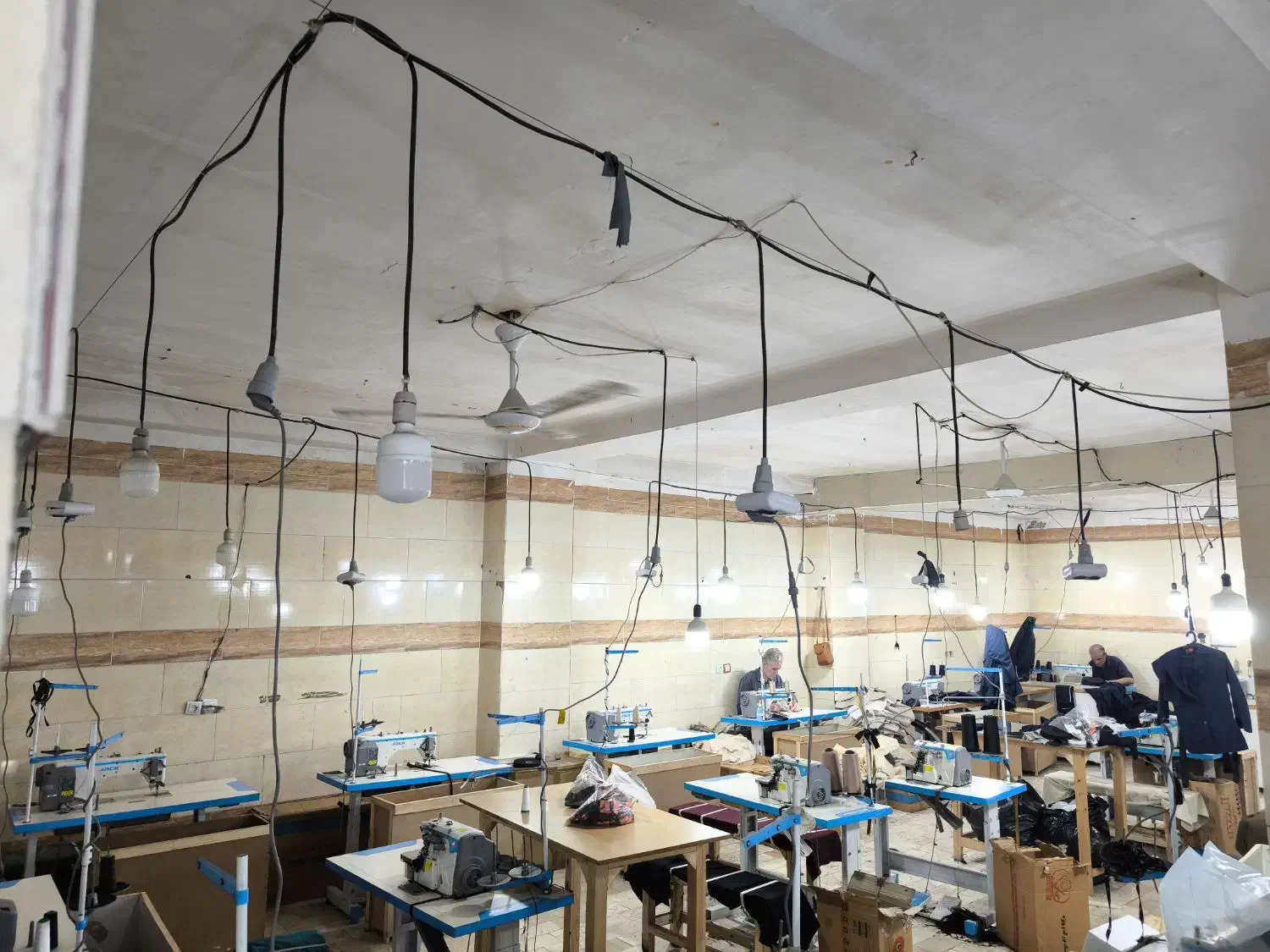 خیاط و چرخکار زیر چرخی با مزد بالا|استخدام صنعتی، فنی، مهندسی|کرج, حصارک بالا|دیوار