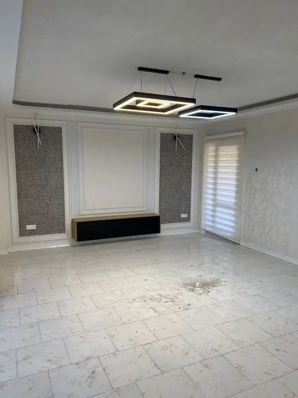 فروش آپارتمان پرندبانگهبانی ۲۴ ساعته ویو بدون مشرف|فروش آپارتمان|پرند, فاز ۶|دیوار