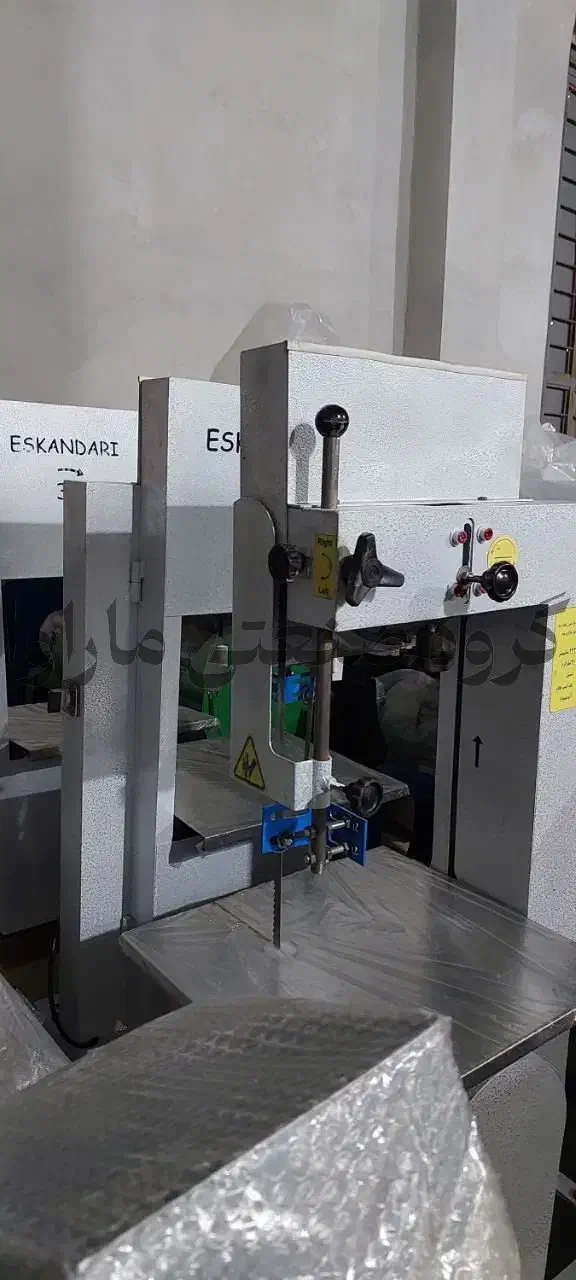 مرغ خرد کن رومیزی اره قصابی استخوان بر خردکن کنی|ماشینآلات صنعتی|همدان, |دیوار