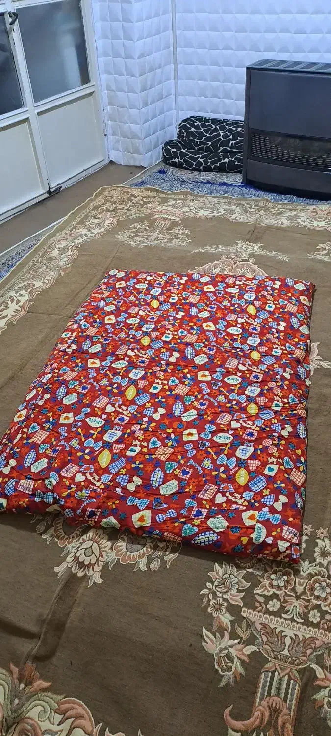 لحاف|رختخواب، بالش، پتو|قزوین, |دیوار