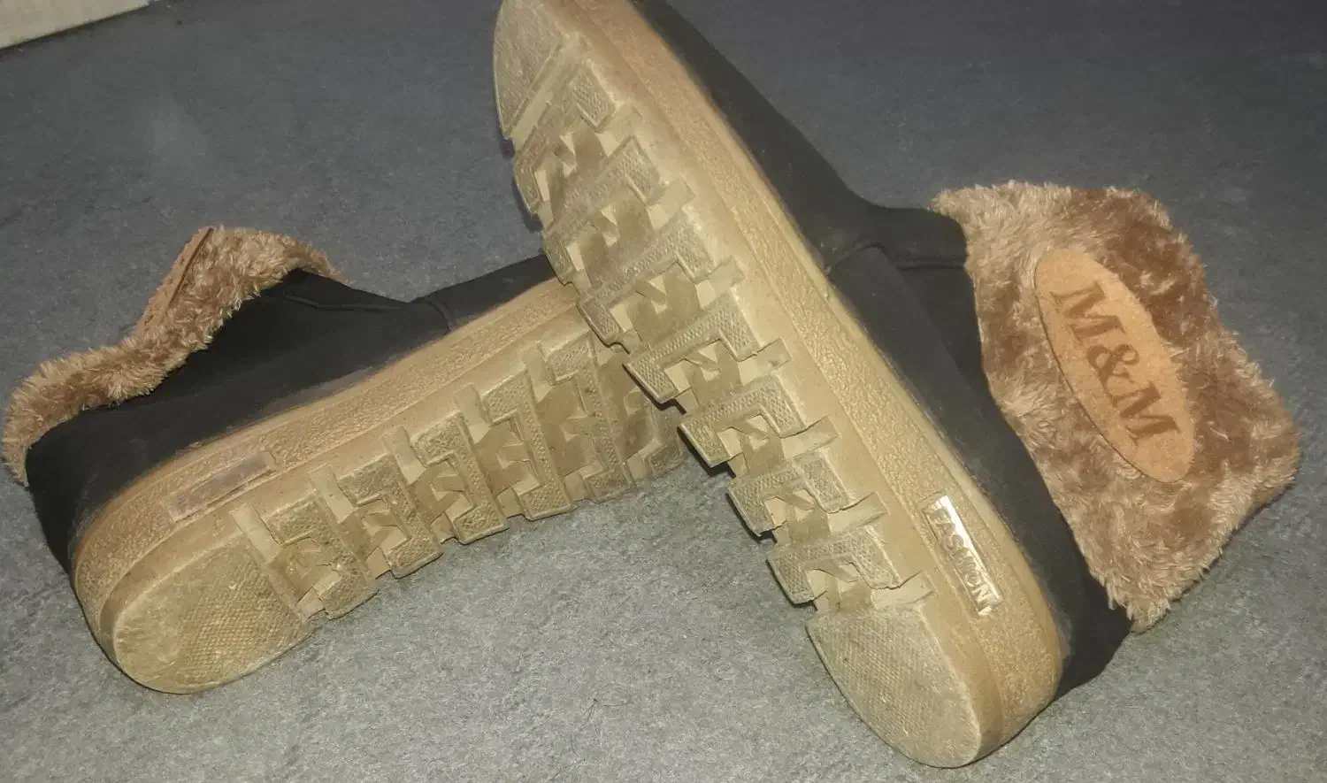 اگهی کفش|کیف، کفش، کمربند|اهواز, بیست متری شهرداری|دیوار