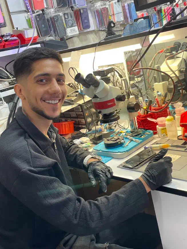 تعمیرات موبایل|خدمات رایانه‌ای و موبایل|تهران, صفا|دیوار