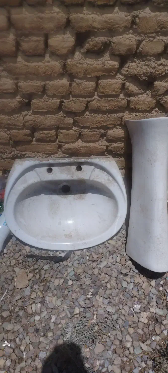 یک عدد روشویی|لوازم سرویس بهداشتی|پاکدشت, حصار امیر|دیوار