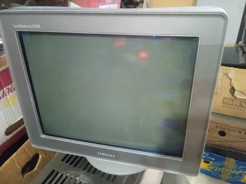 مانیتور سامسونگ سالم|قطعات و لوازم جانبی رایانه|اندیشه, اندیشه فاز ۱|دیوار